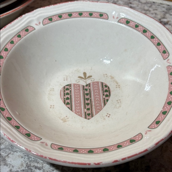 Tienshan White and Pink Stoneware Bowl Set 4 - Picture 3 of 4